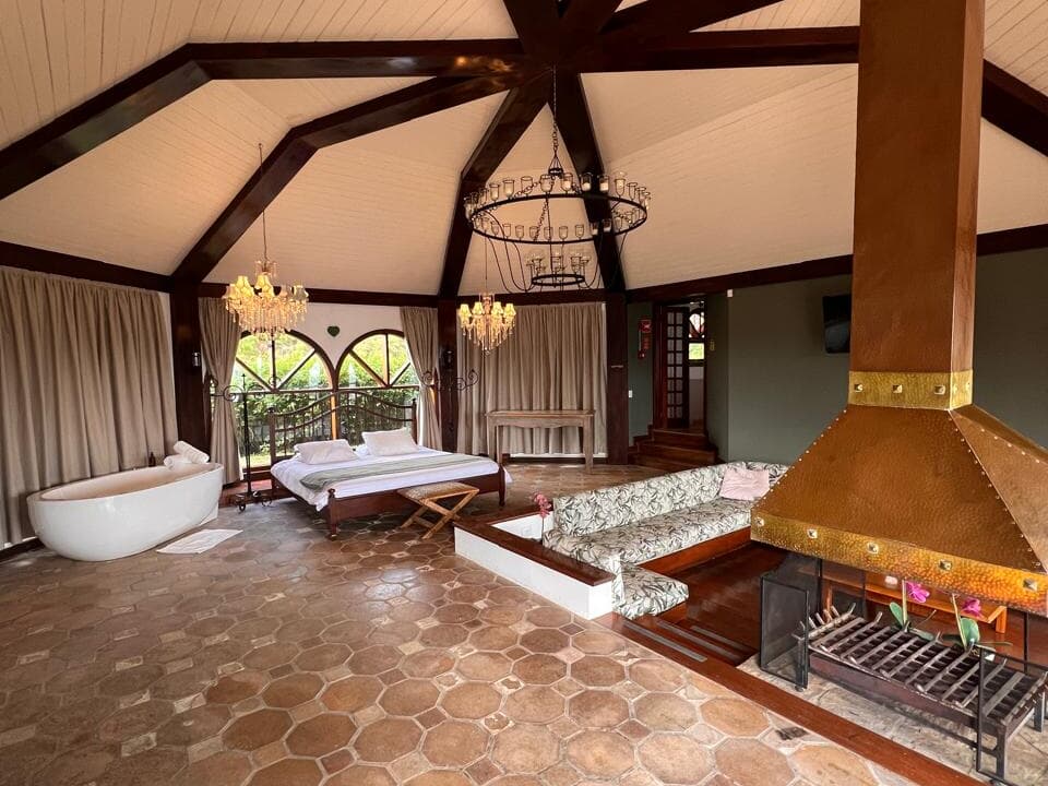 Cabana Retrô Master Vista da Mantiqueira com Hidro - Hotel Reserva Campos do Jordão